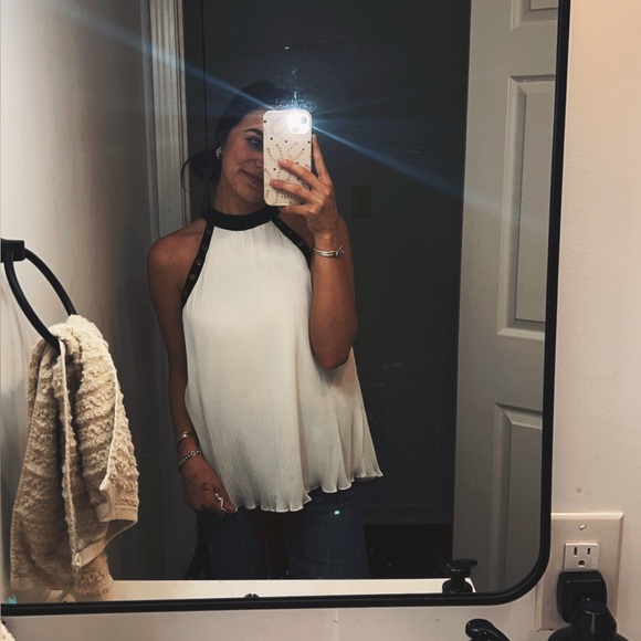 Meet your Posher, Morgan - Picture 1 of 1